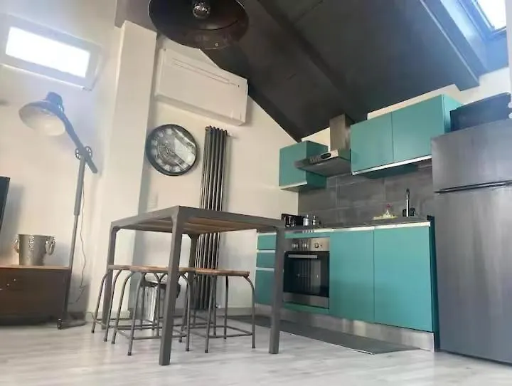 Appartamento Readhostprofile! Luxury Penthouse Near Duomo Milano Italia