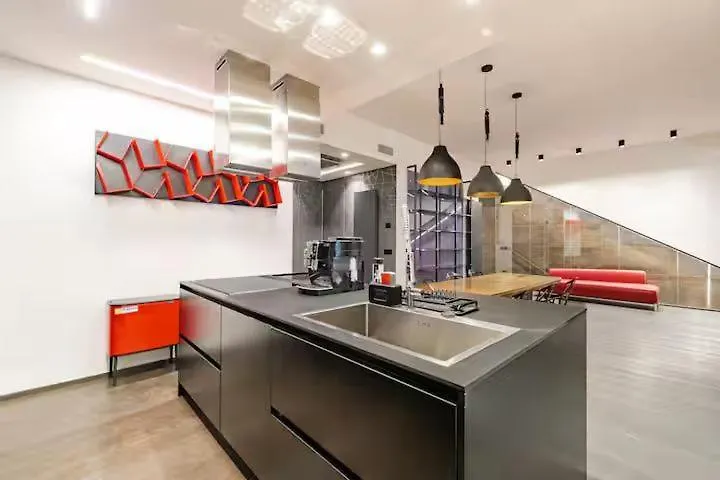 Appartamento Readhostprofile! Luxury Penthouse Near Duomo Milano