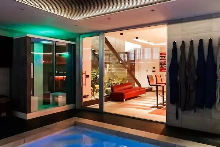 Readhostprofile! Luxury Penthouse Near Duomo Daire Milano