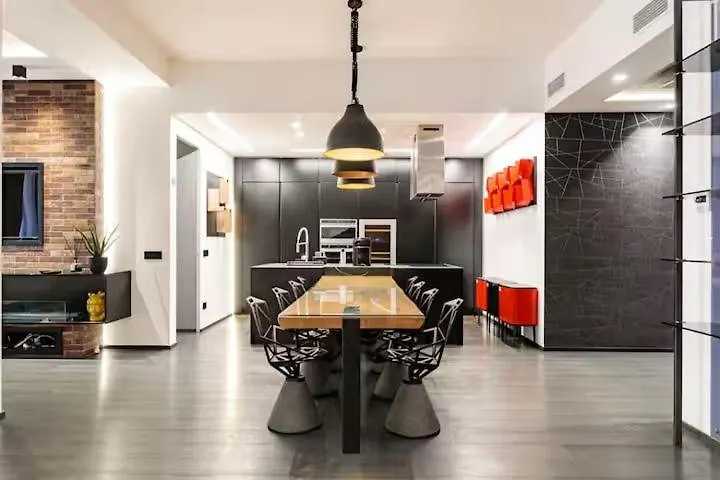 Readhostprofile! Luxury Penthouse Near Duomo Daire Milano 0*,  İtalya
