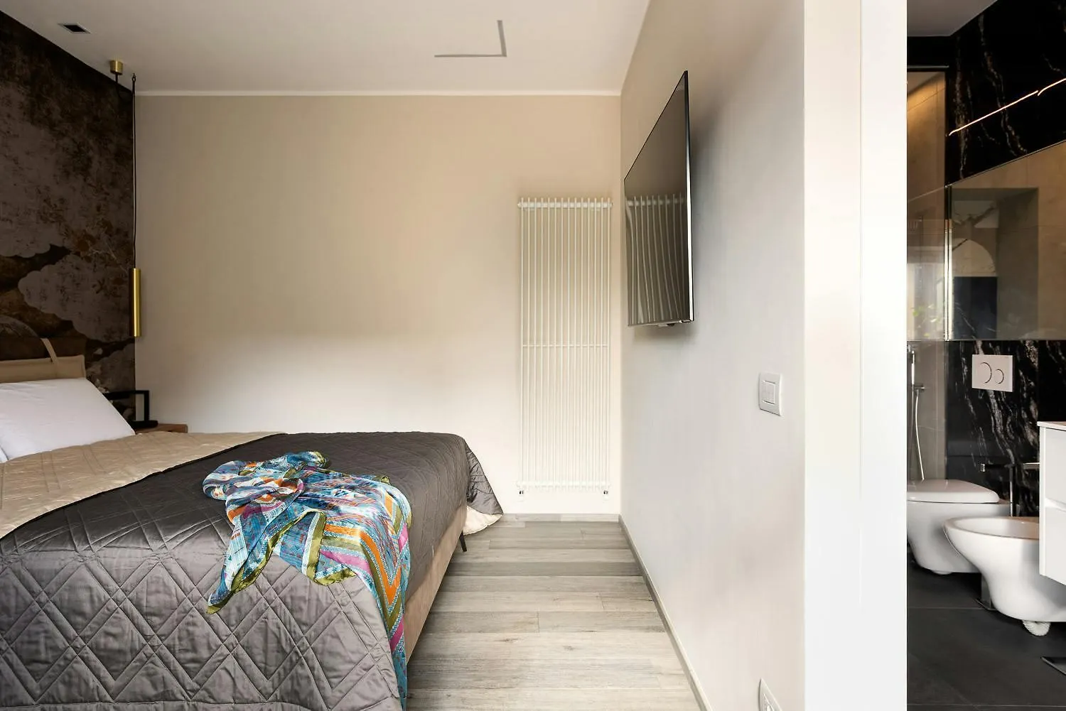 Readhostprofile! Luxury Penthouse Near Duomo Apartman Milánó Olaszország